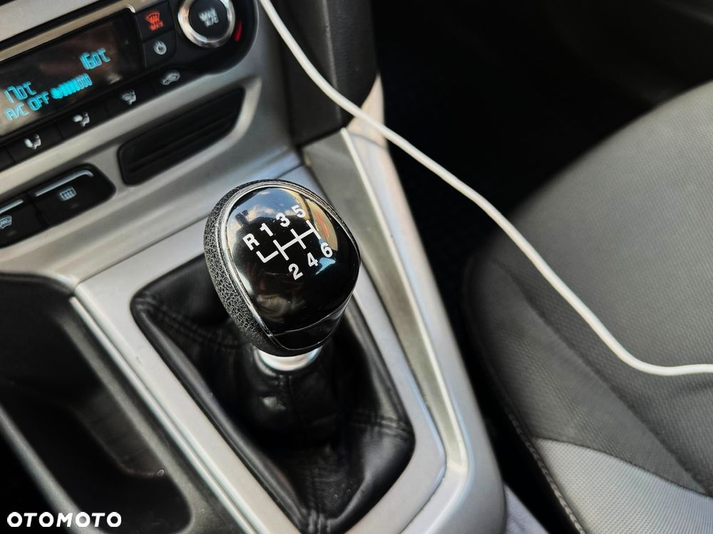 Ford Focus - 18