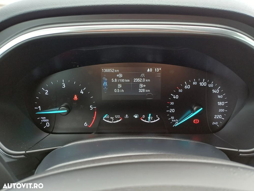Ford Focus 1.5 EcoBlue Titanium - 28