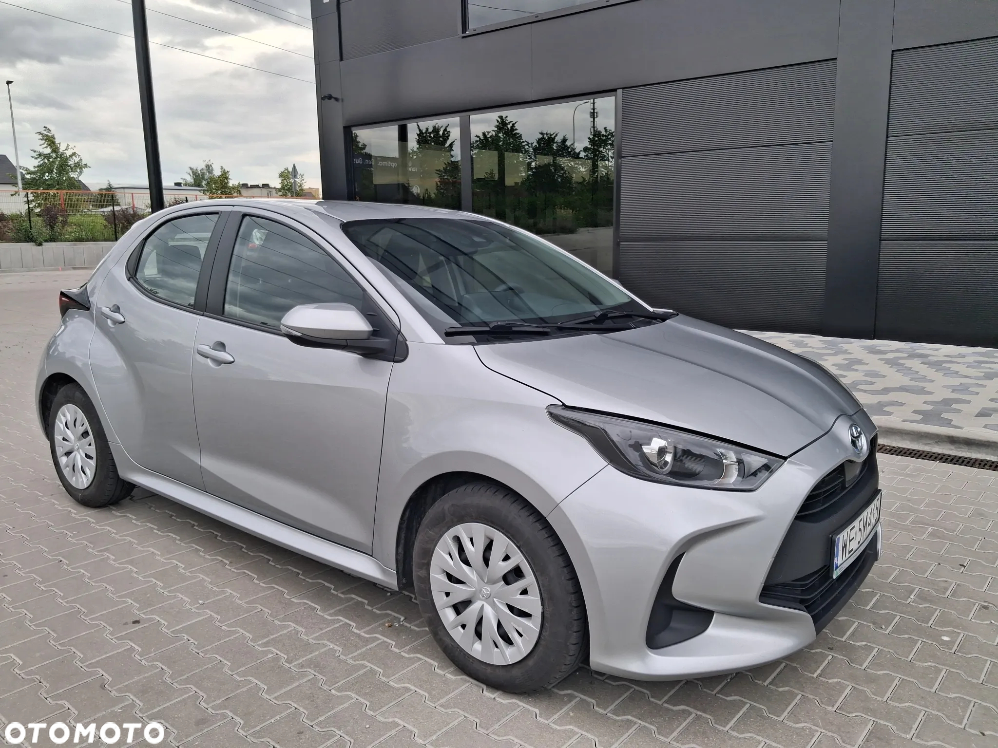 Toyota Yaris - 12