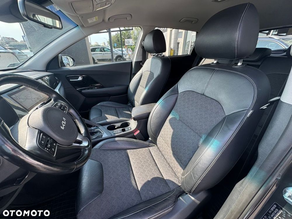 Kia Niro 1.6 GDI Hybrid Business Line - 11