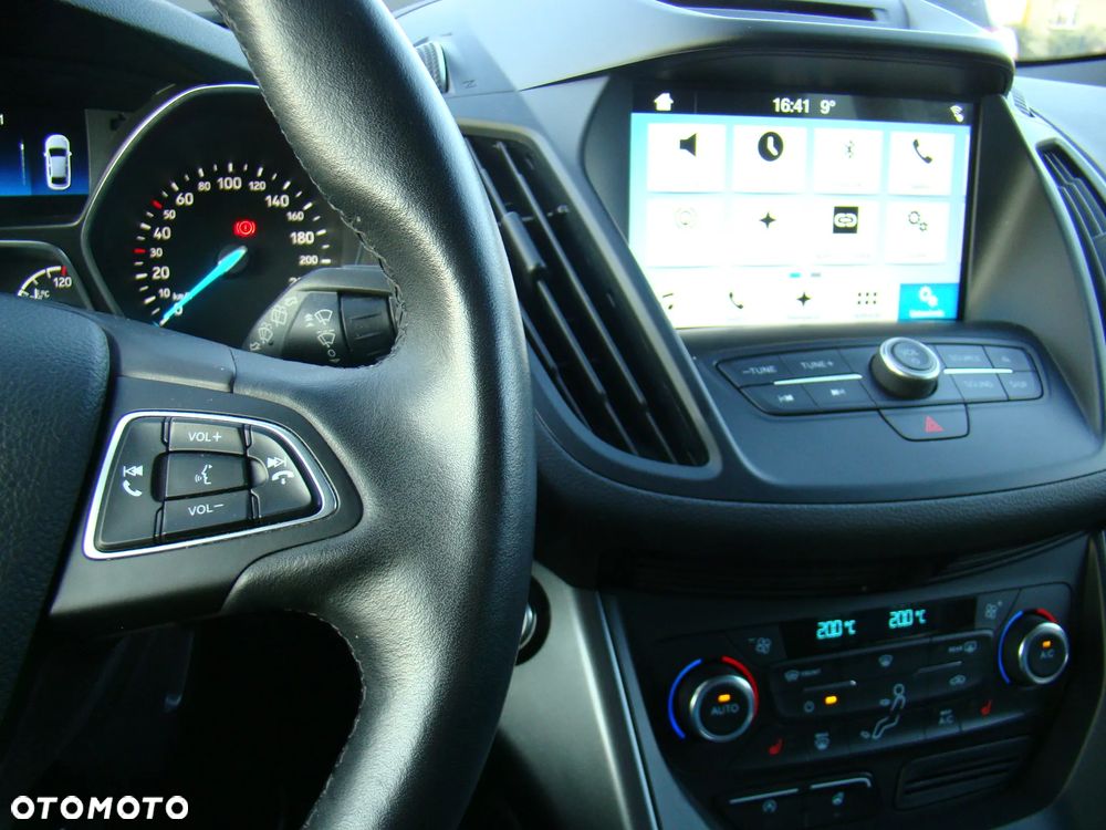 Ford Kuga 1.5 EcoBoost TITANIUM - 31