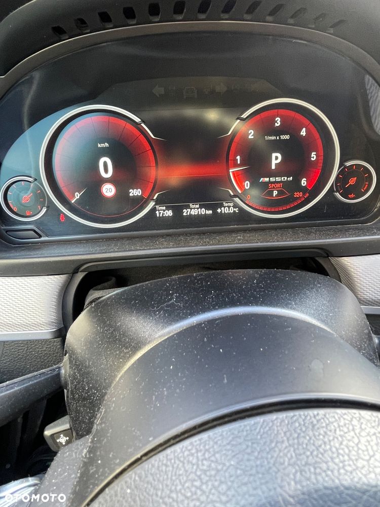 BMW Seria 5 M550d xDrive - 16