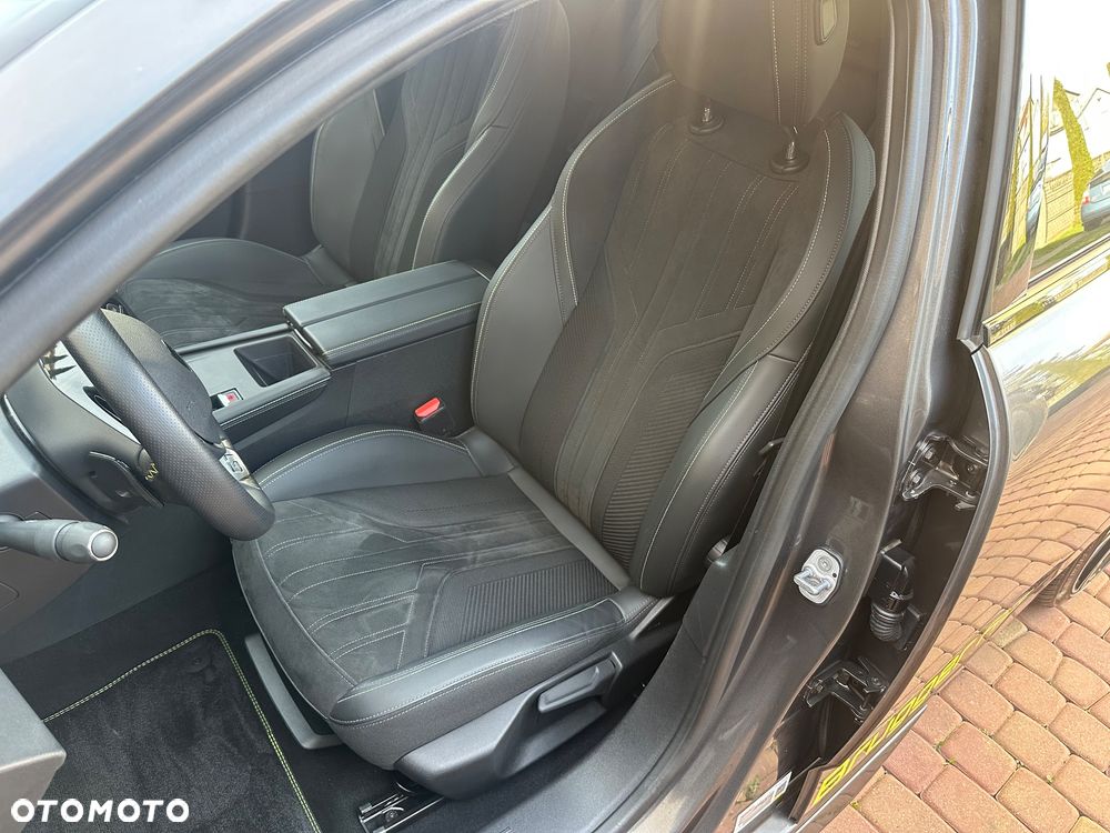 Peugeot 308 PureTech 130 GPF EAT8 Stop & Start GT - 33