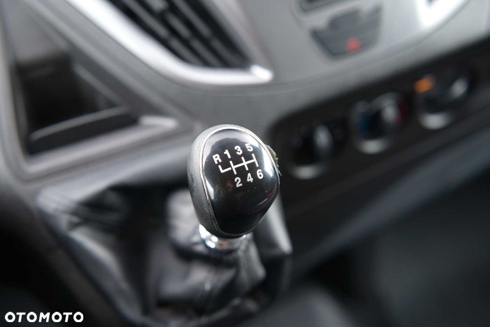 Ford Transit Custom L2H2 - 33