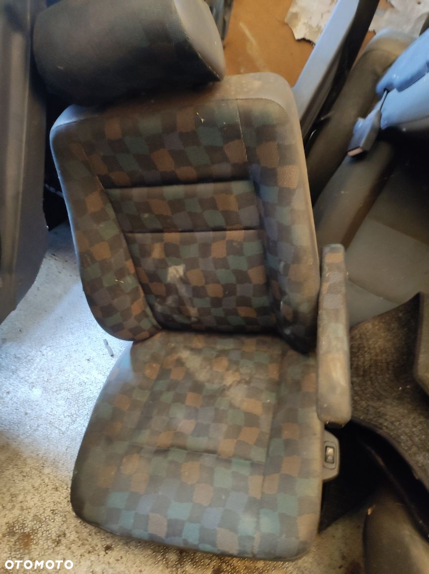 Mercedes sprinter Vito siedzenie kanapa fotel kurnik owiewka dach - 5