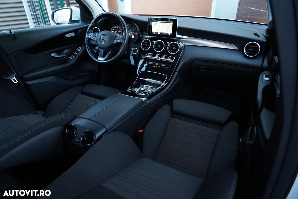Mercedes-Benz GLC 220 d 4MATIC 9G-TRONIC - 13