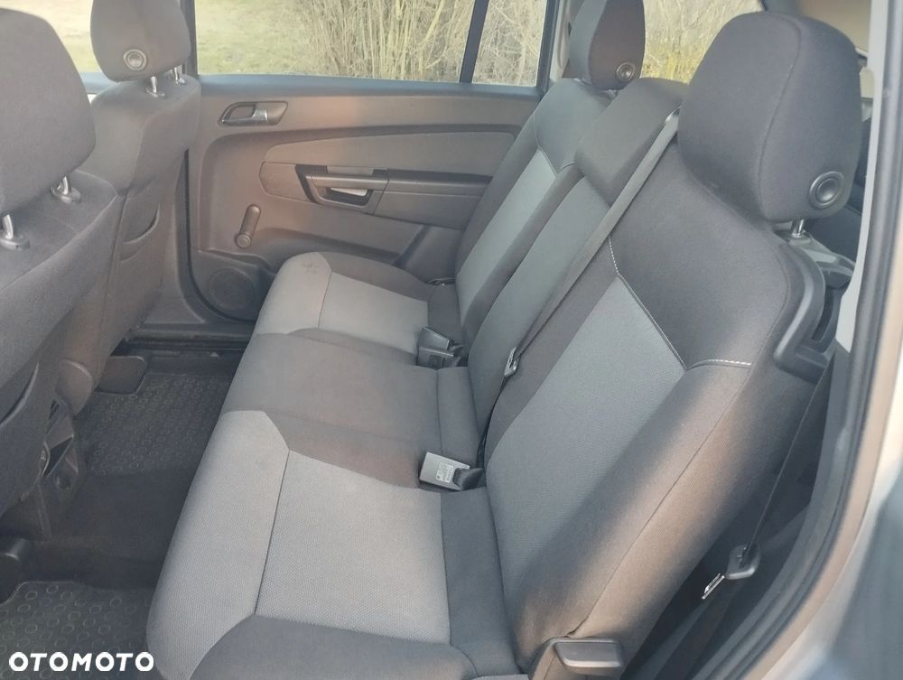 Opel Zafira - 7