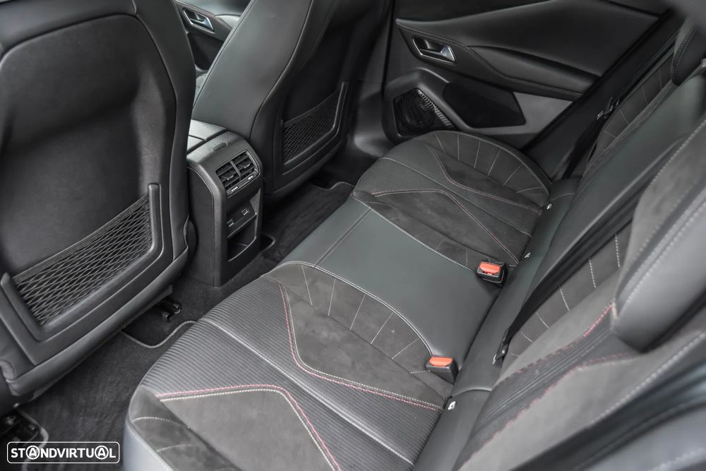DS DS4 4 1.2 PureTech Performance Line EAT8 - 12