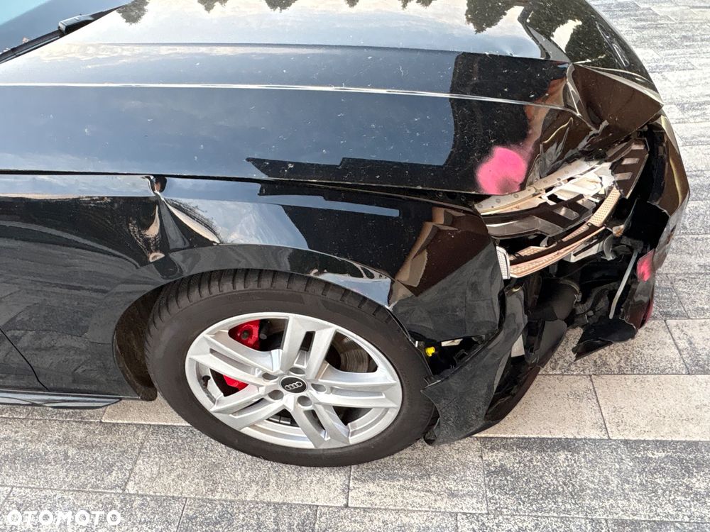 Audi A4 Avant 40 TFSI S tronic S line - 27