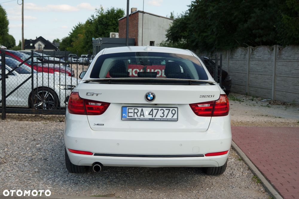 BMW 3GT - 6
