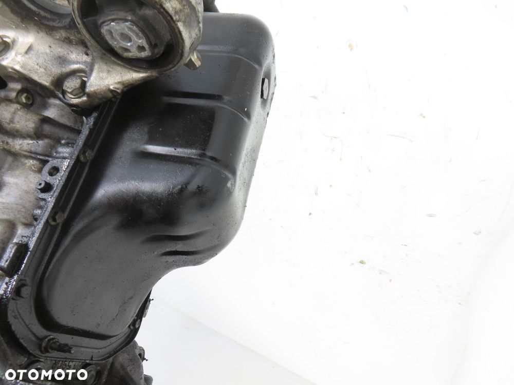 SILNIK CITROEN C4 I 1.6 HDi 9HX - 2