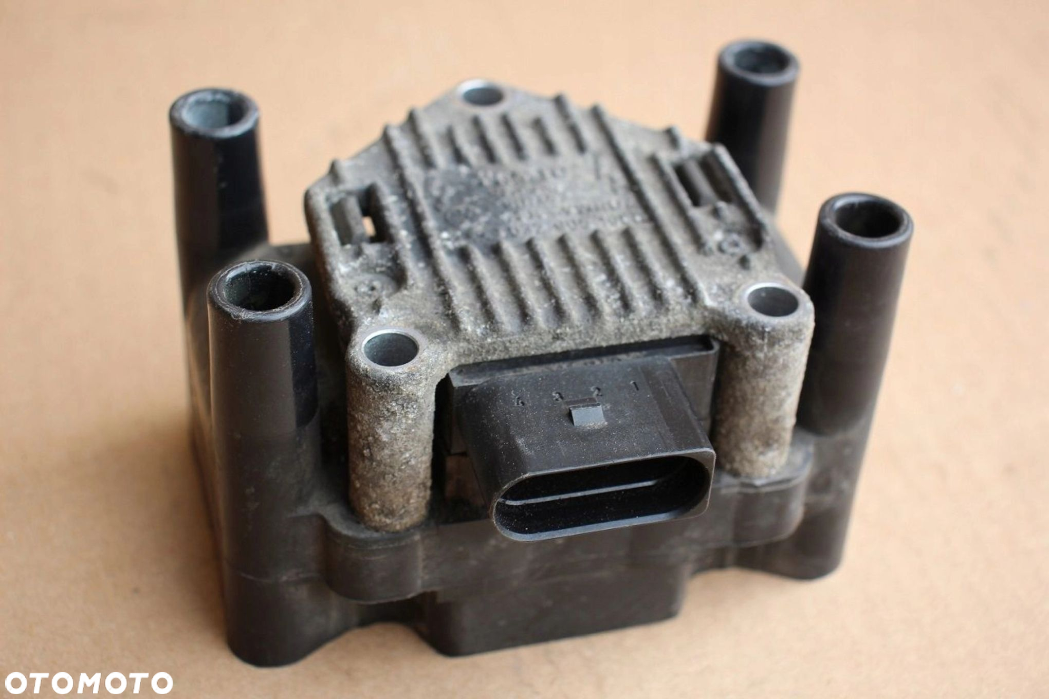 Cewka zapłonowa AUDI A3 8P 1.6 8V BSE 06B905106 - 5