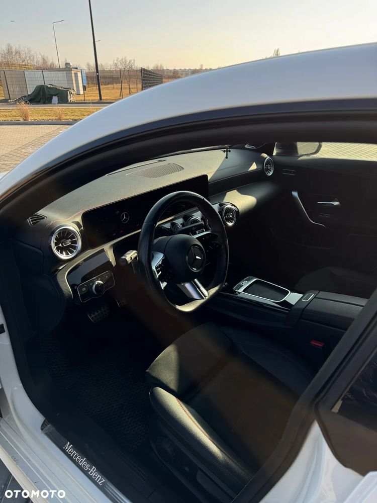 Mercedes-Benz CLA 200 mHEV AMG Line 7G-DCT - 10