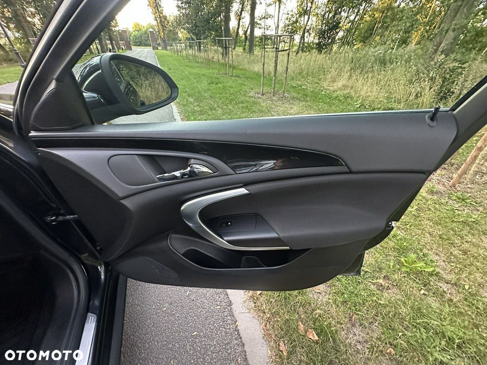 Opel Insignia - 28