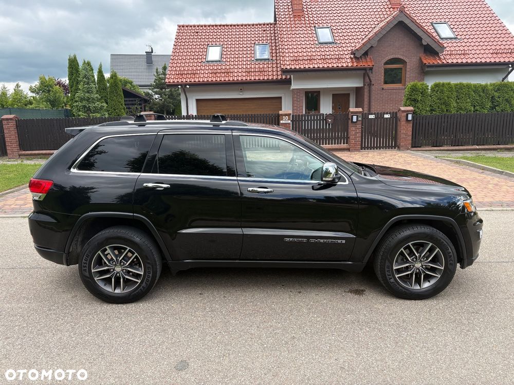 Jeep Grand Cherokee - 10