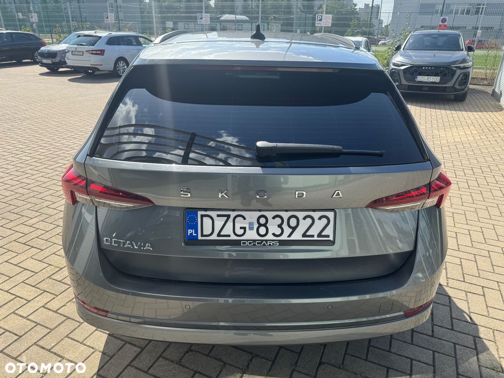 Skoda Octavia 2.0 TDI DSG Ambition - 6