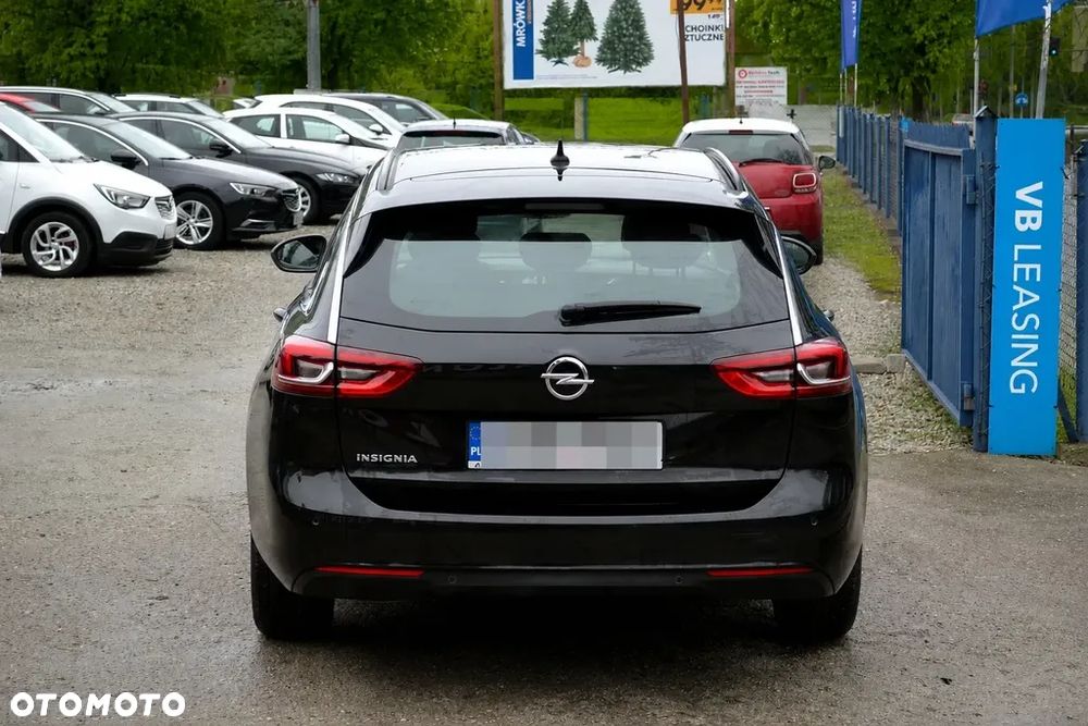 Opel Insignia - 11