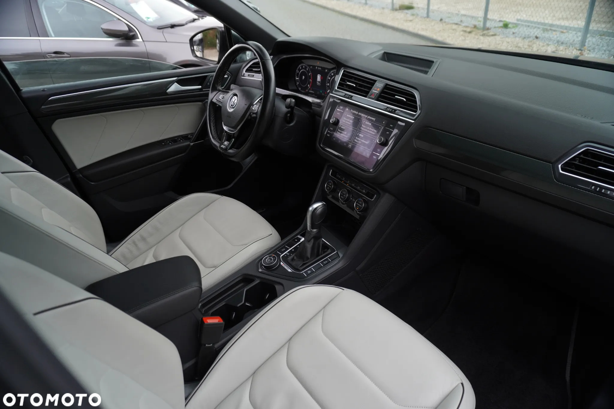Volkswagen Tiguan Allspace 2.0 TSI 4Mot Highline DSG - 31