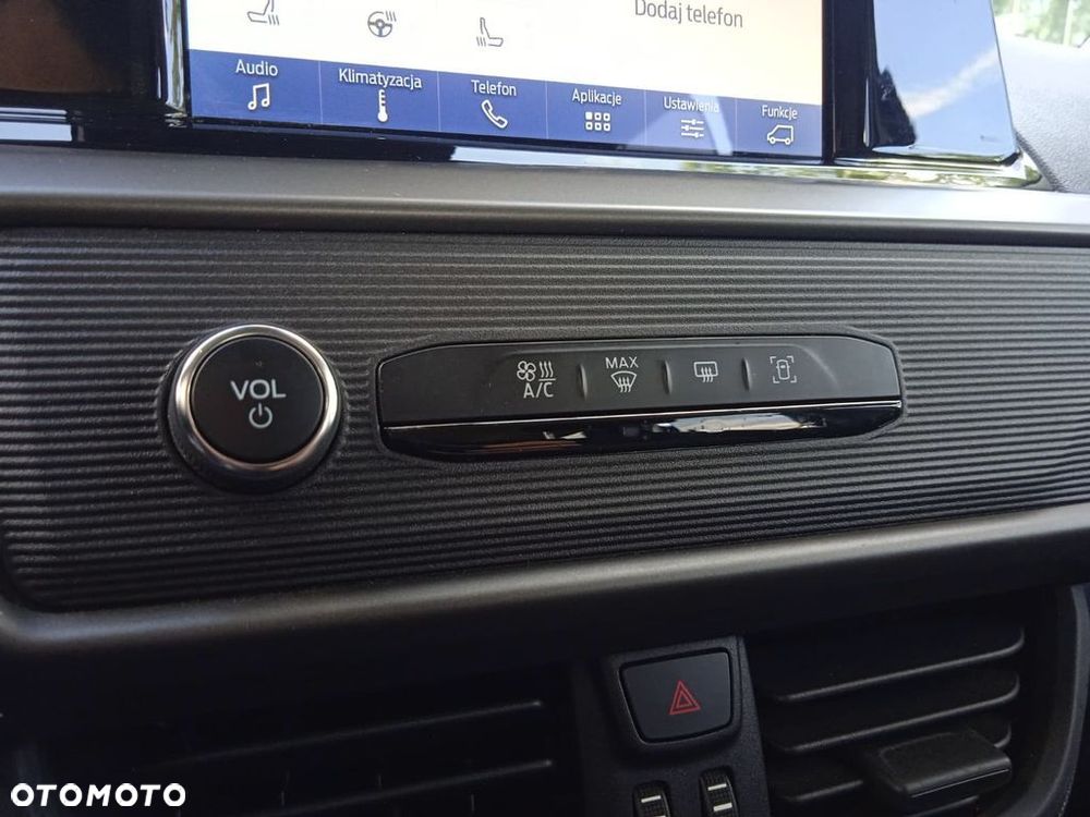 Ford Tourneo Courier 1.0 EcoBoost Trend - 26