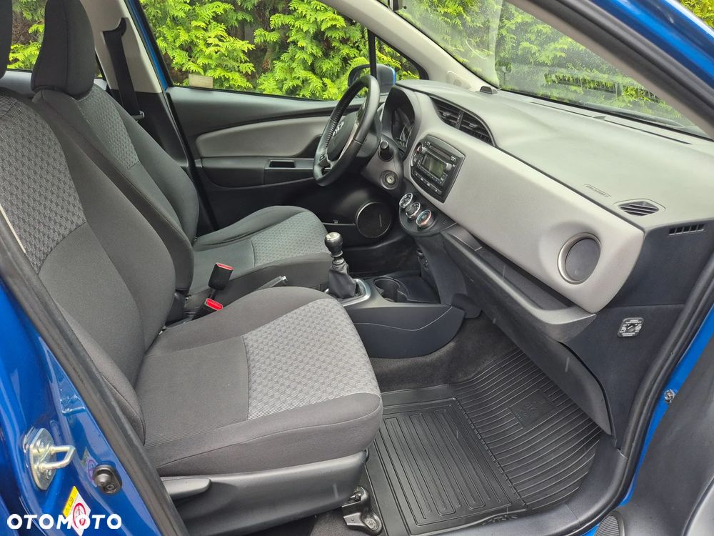Toyota Yaris 1.33 Premium - 12