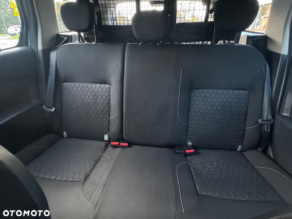 Dacia Logan TCe 90 S&S Easy-R Comfort - 29