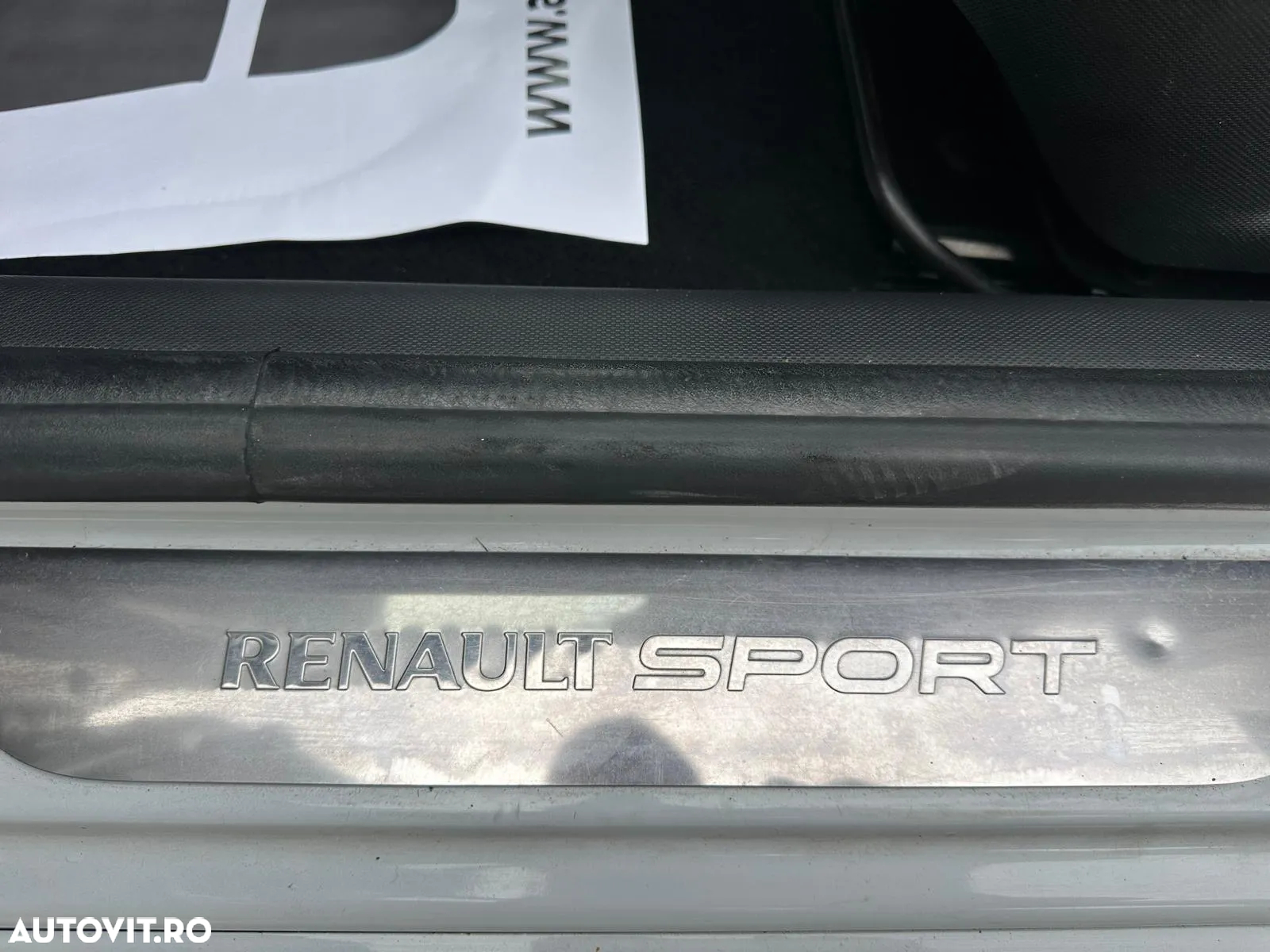 Renault Clio TCe 120 EDC GT - 24