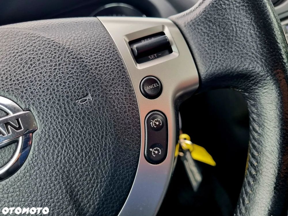 Nissan Qashqai 2.0 4 x 4 CVT tekna - 17