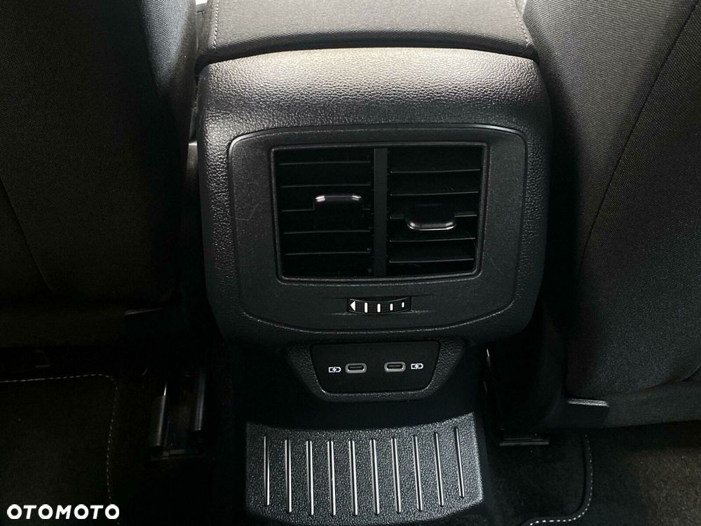 Volkswagen T-Roc 1.5 TSI ACT Premium DSG - 22