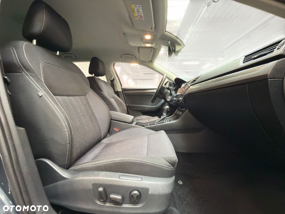 Skoda Superb 2.0 TDI SCR Style DSG - 23