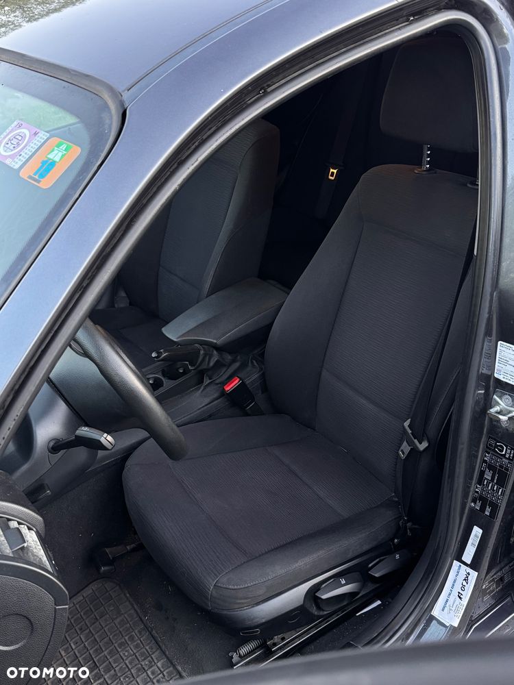 BMW Seria 1 118d DPF - 7