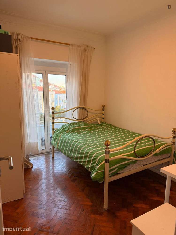 Quarto - localizado em Lisbon - Grande imagem: 2/10