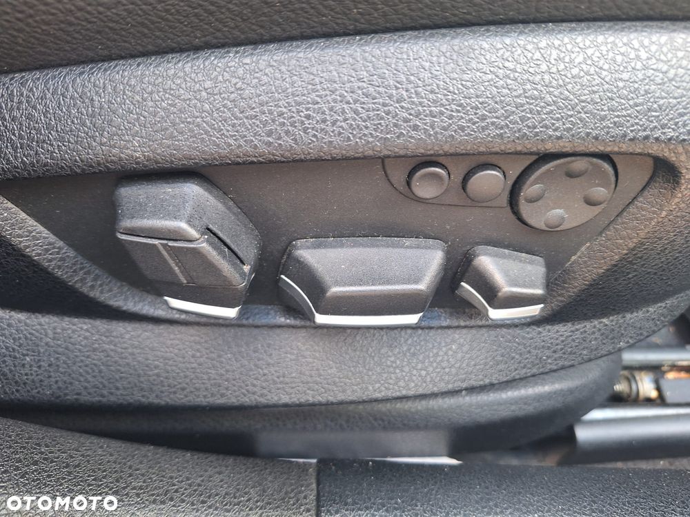BMW Seria 5 - 12