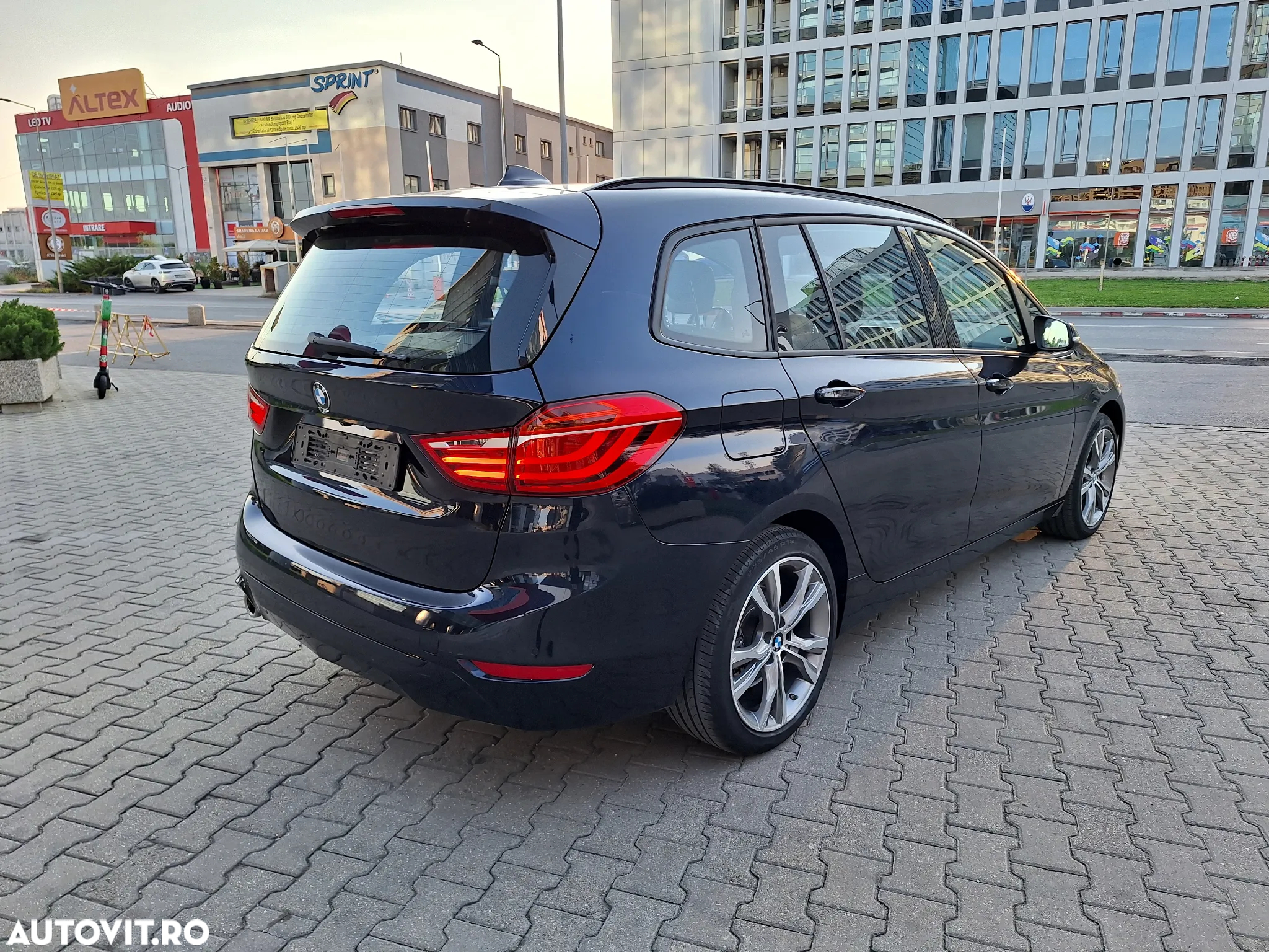 BMW Seria 2 216i Gran Tourer Sport Line - 5