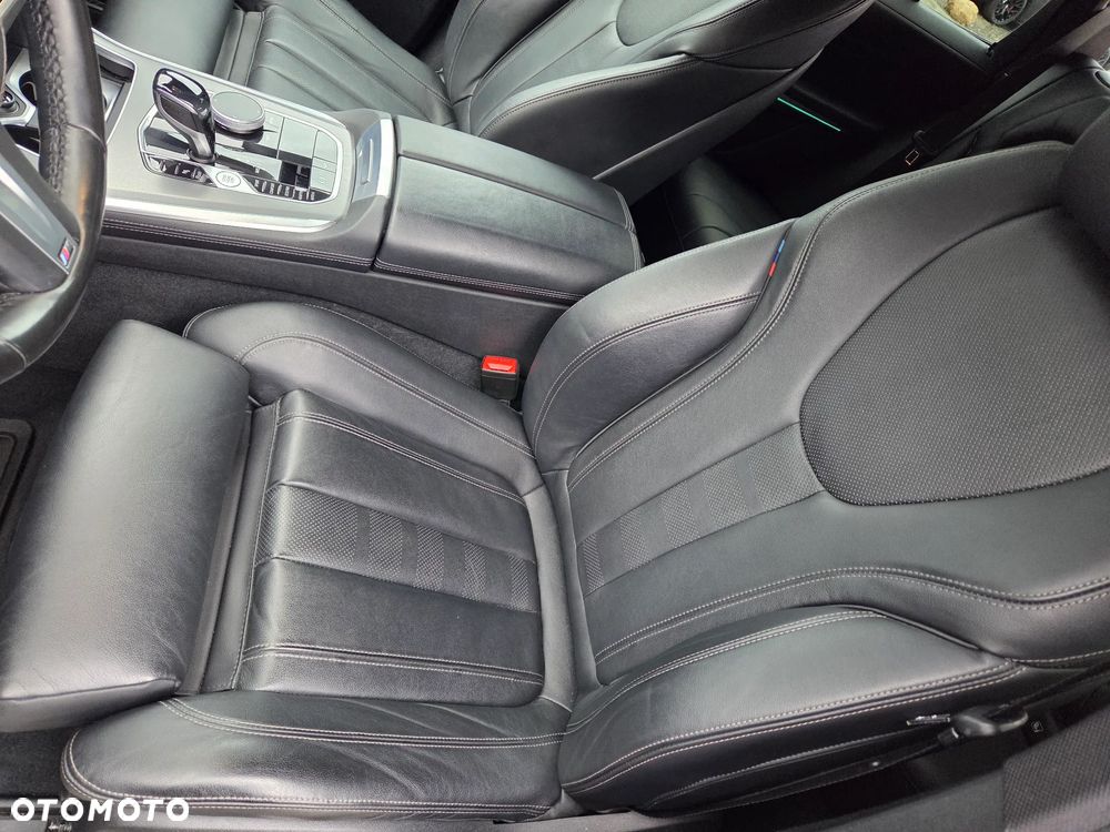 BMW X5 xDrive25d - 26