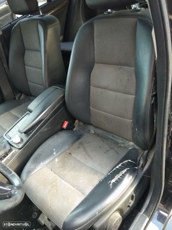 Para Peças Mercedes-Benz C-Class (W204) - 10