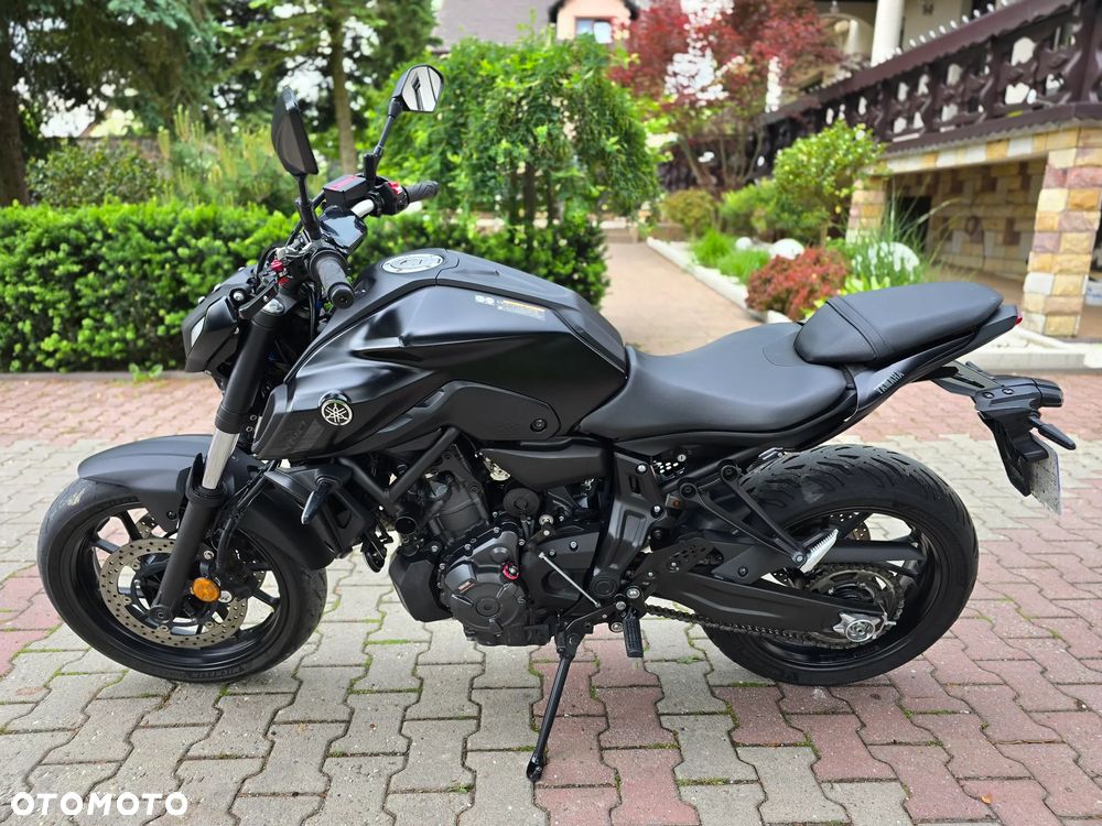 Yamaha MT - 15