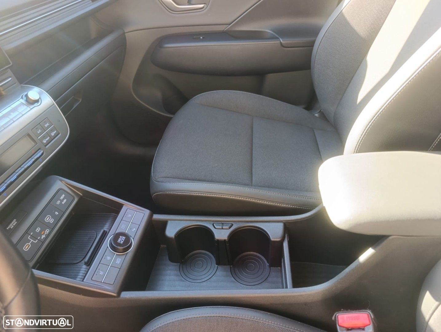 Hyundai Kauai EV 65.4 kWh Vanguard - 21