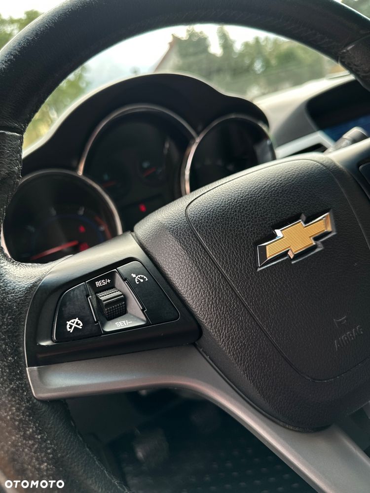 Chevrolet Cruze - 20