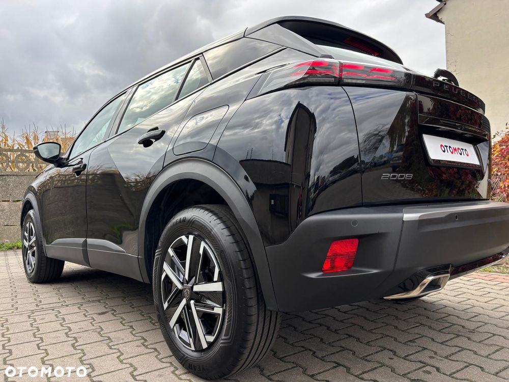 Peugeot 2008 - 10