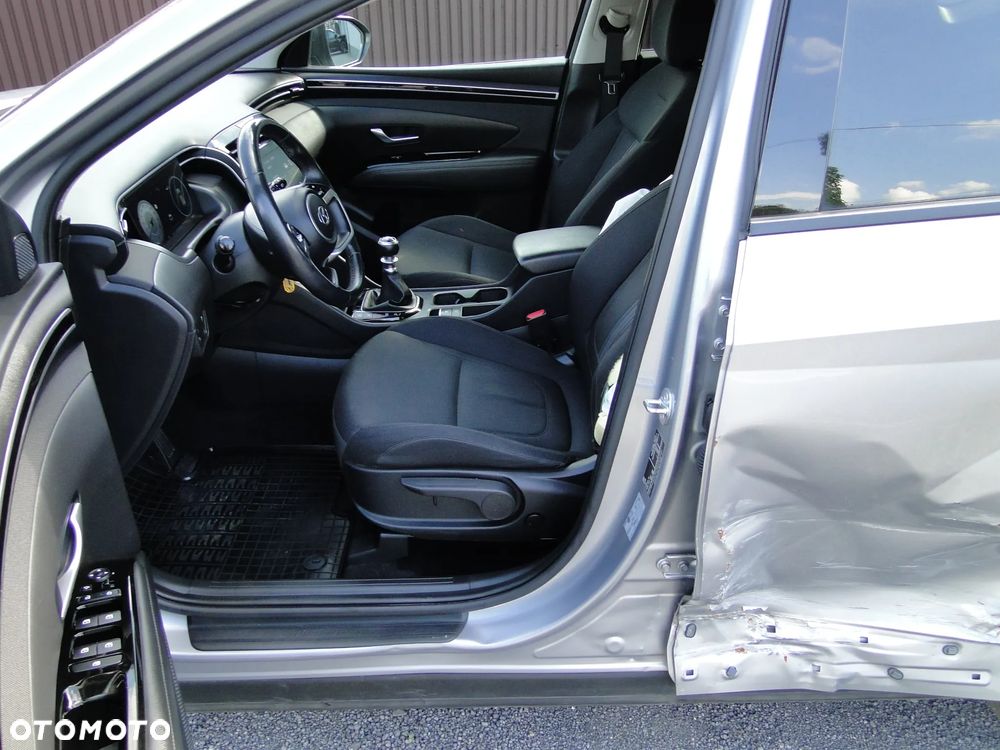 Hyundai Tucson 1.6 T-GDi Smart 2WD - 28