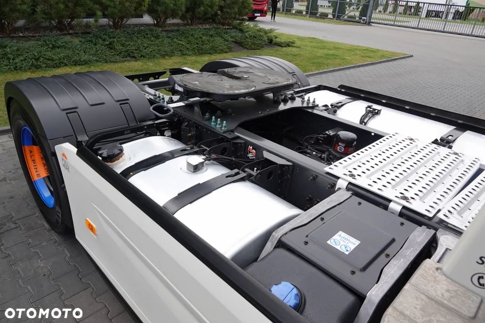 Renault T 520 / RETARDER / SKÓRY / LIMITED / TEAM ALPINE 55/99 - 16