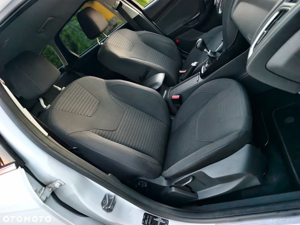 Ford Focus 1.5 EcoBlue Start-Stopp-System TITANIUM DESIGN - 21