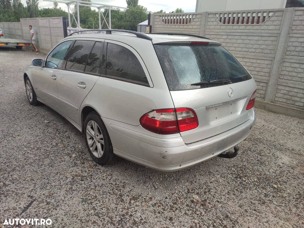 Dezmembram/Piese Mercedes Benz W211 Breack 2003 - 7