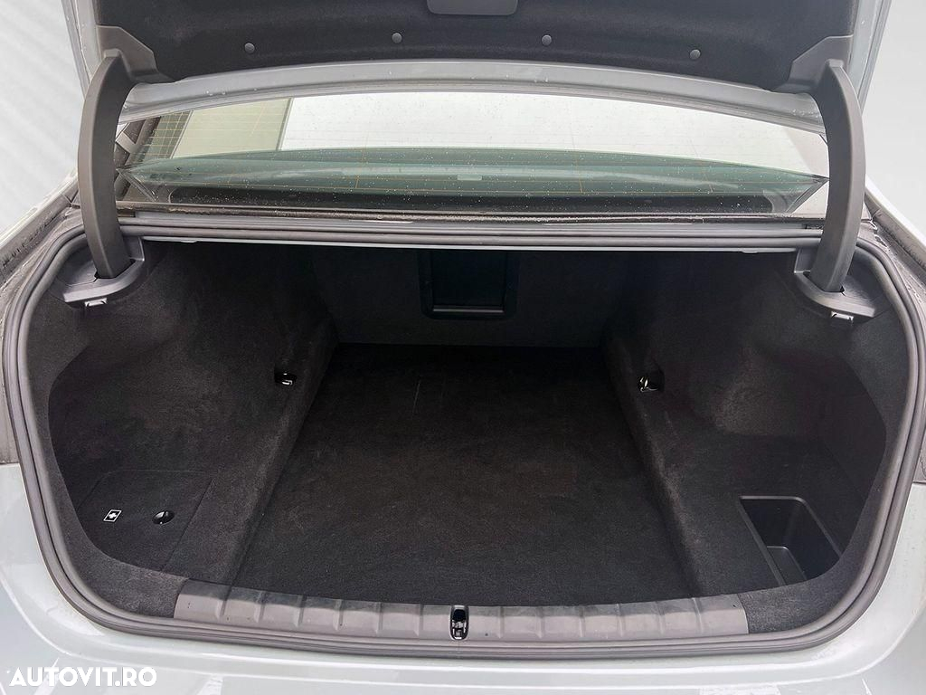 BMW Seria 7 - 16