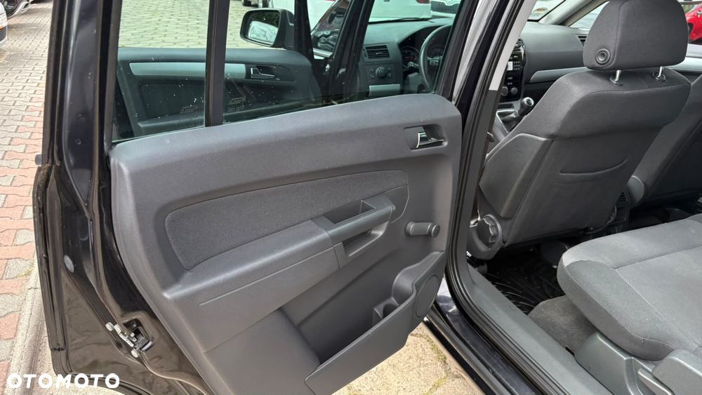Opel Zafira 1.7 CDTI - 29
