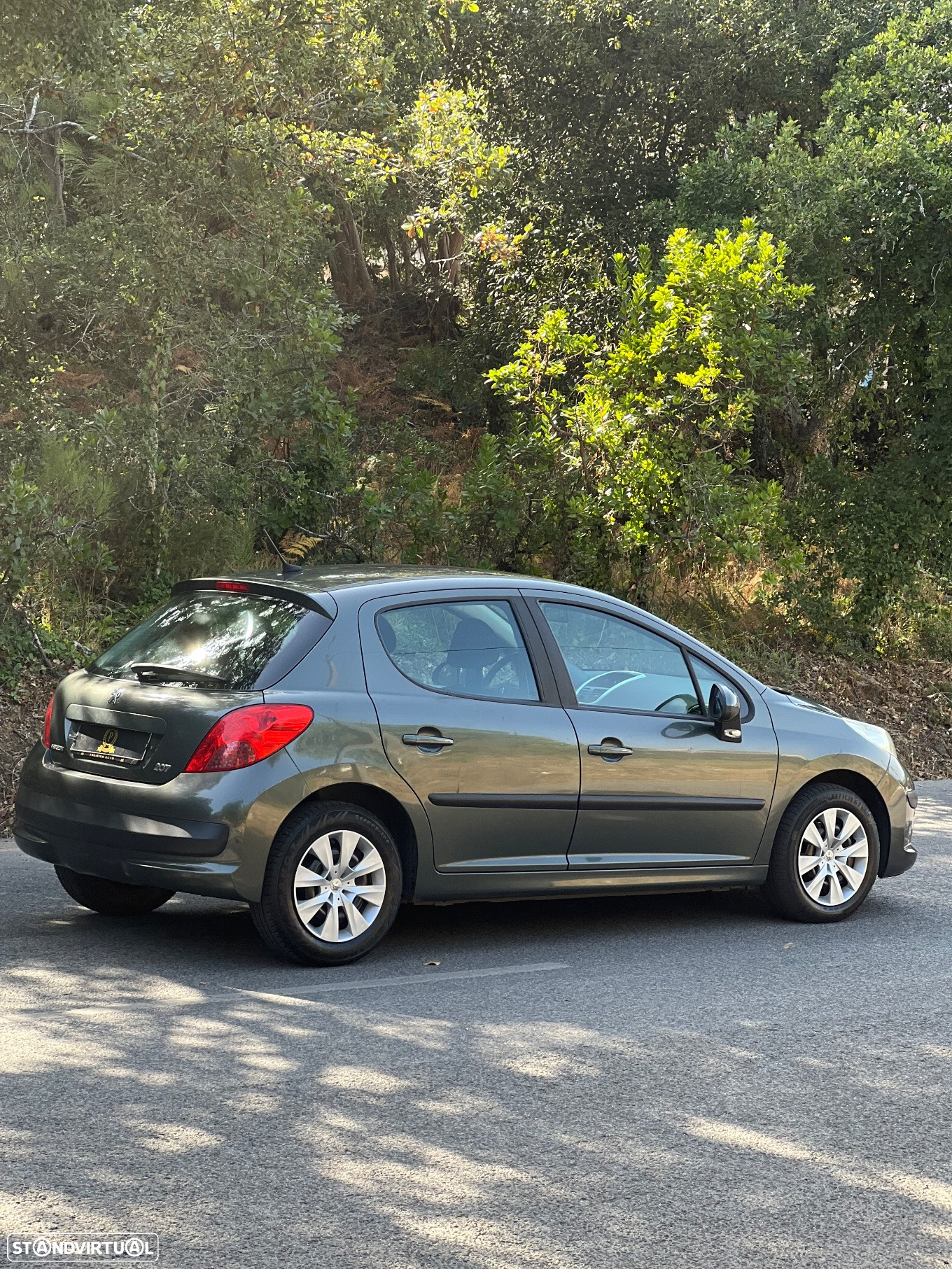 Peugeot 207 1.4 16V Trendy - 5