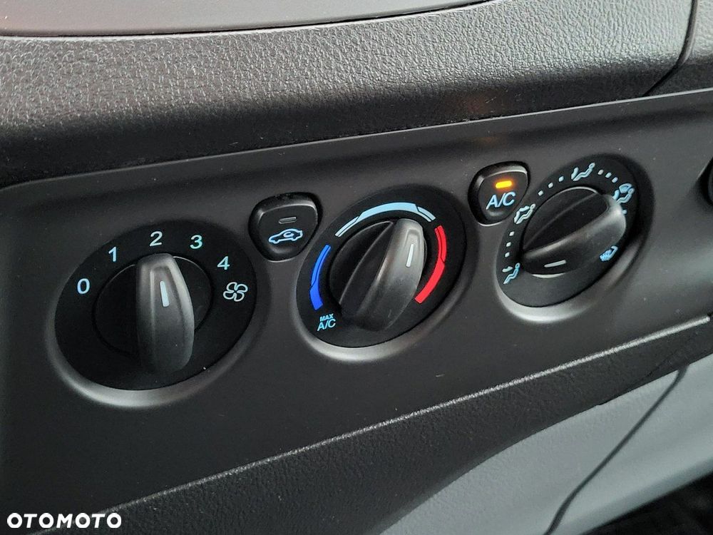Ford Transit Custom - 28