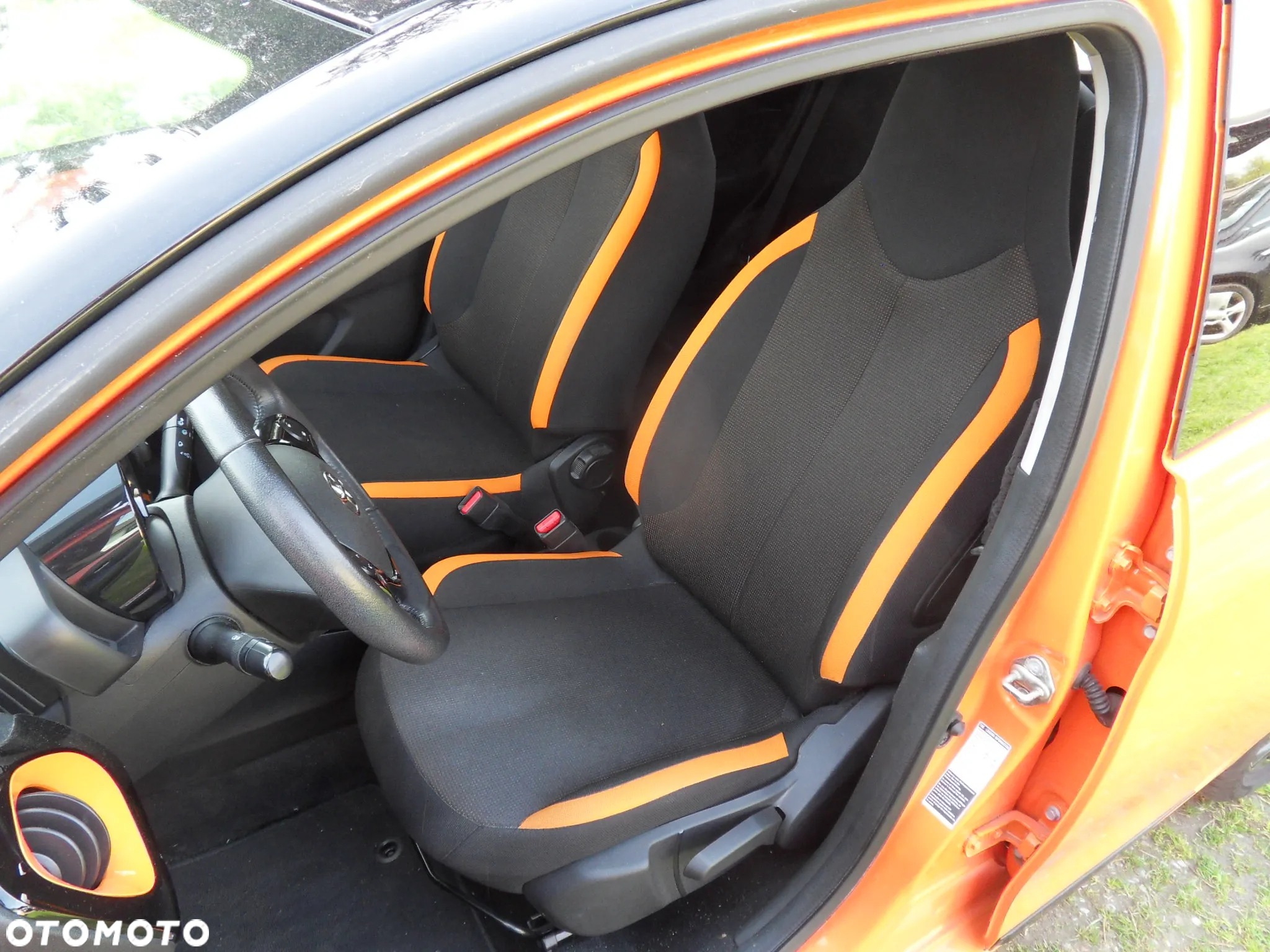 Toyota Aygo x-play connect - 18