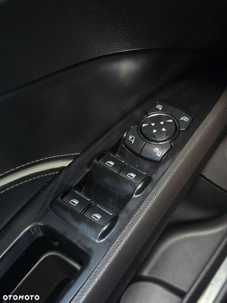 Ford Mondeo 2.0 TDCi PowerShift-Aut Allrad Vignale - 30
