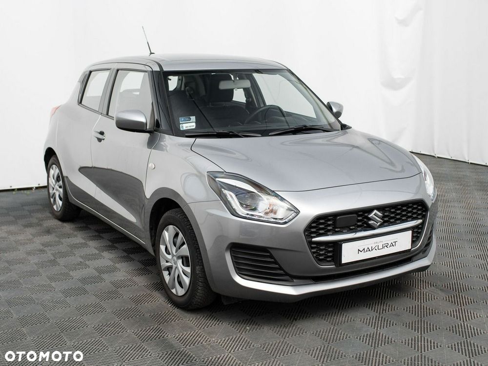 Suzuki Swift - 4